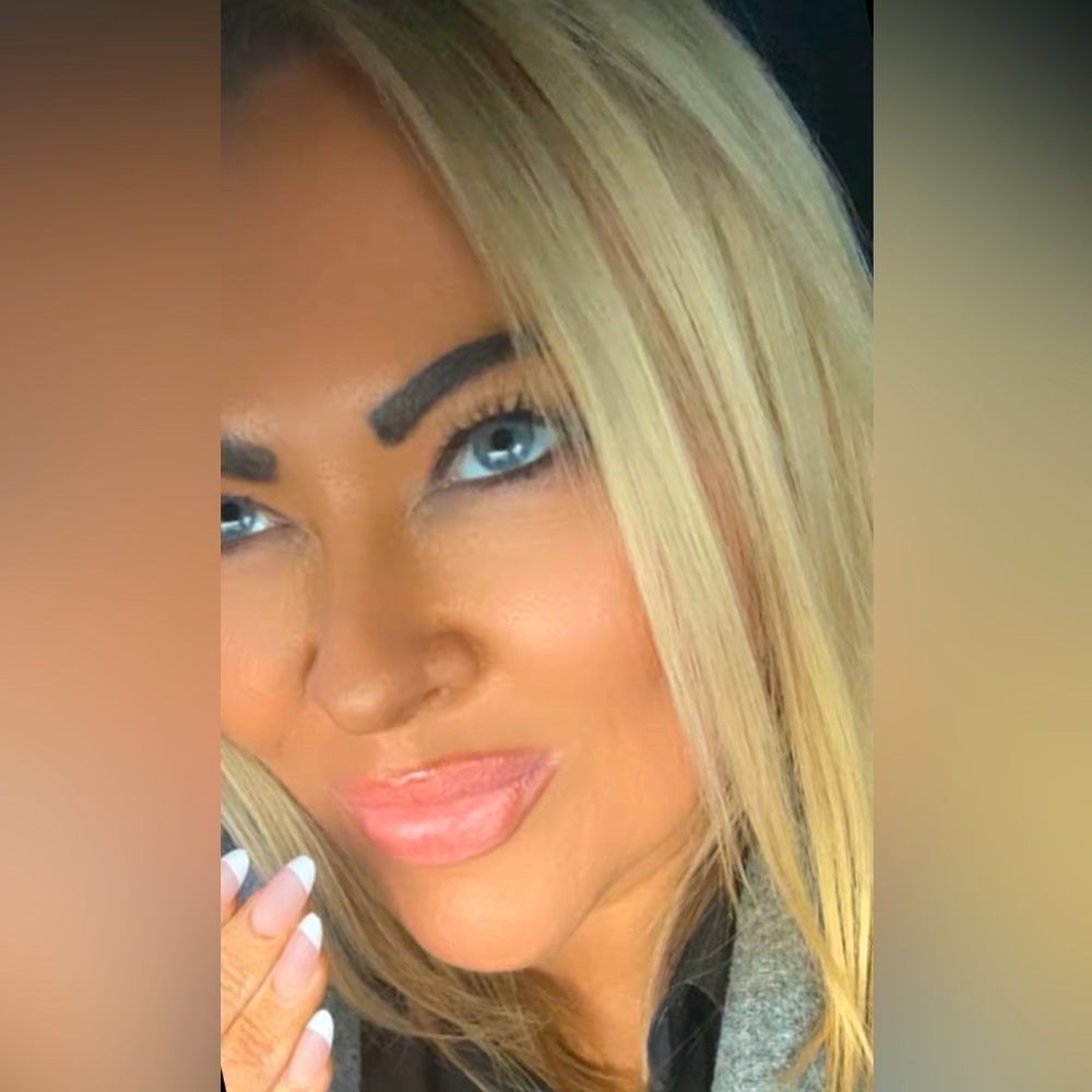 Meet your Posher, Cyndi